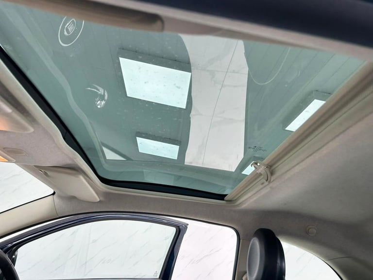 2014 Fiat 500 1.2 Lounge Hatchback 3dr Petrol Manual Euro 6 (s/s) (69 bhp) 8X SERVICES Hatchback ...