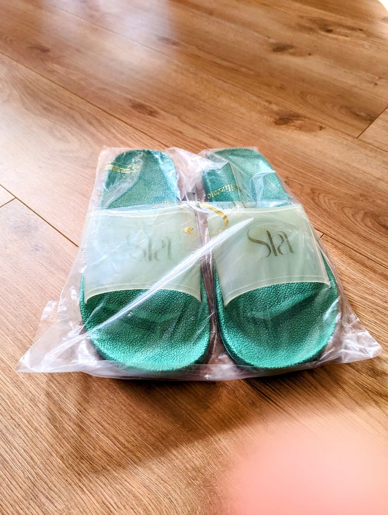 Brand New Green flip flopsBrand New Green flip flops