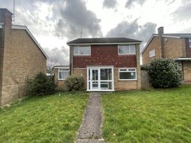 **FOUR BEDROOM PROPERTY TO LET** DETACHED PROPERTY**WELL PRESENTED**CALL NOW TO VIEW**