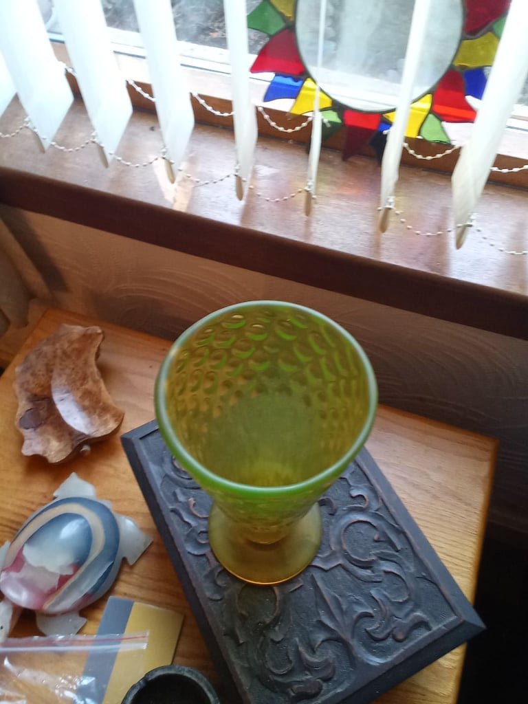 Beautiful uranium glass vase for sale 