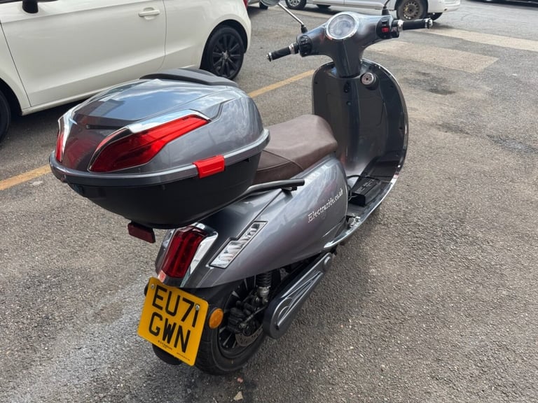 2021 SAKURA JS2A Scooter Electric Automatic Scooter ELECTRIC Automatic