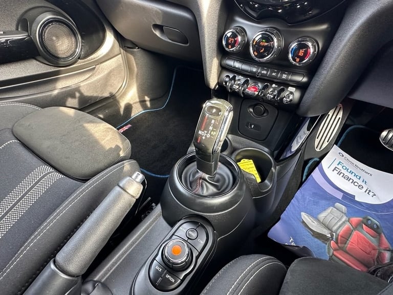 2018 MINI Hatch 2.0 Cooper S Hatchback 3dr Petrol Steptronic Euro 6 (s/s) (192 ps) Hatchback Petr...