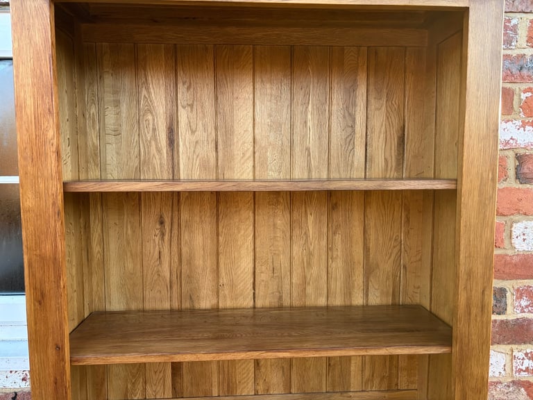 Rustic Solid Oak Tall Bookcase - Excellent Condition 