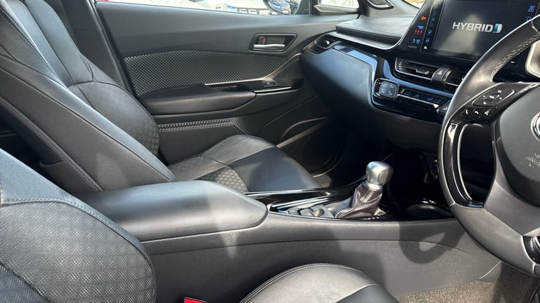 2018 Toyota C-HR 1.8 Hybrid Dynamic 5dr CVT Hybrid Hatchback Hatchback Hybrid Automatic