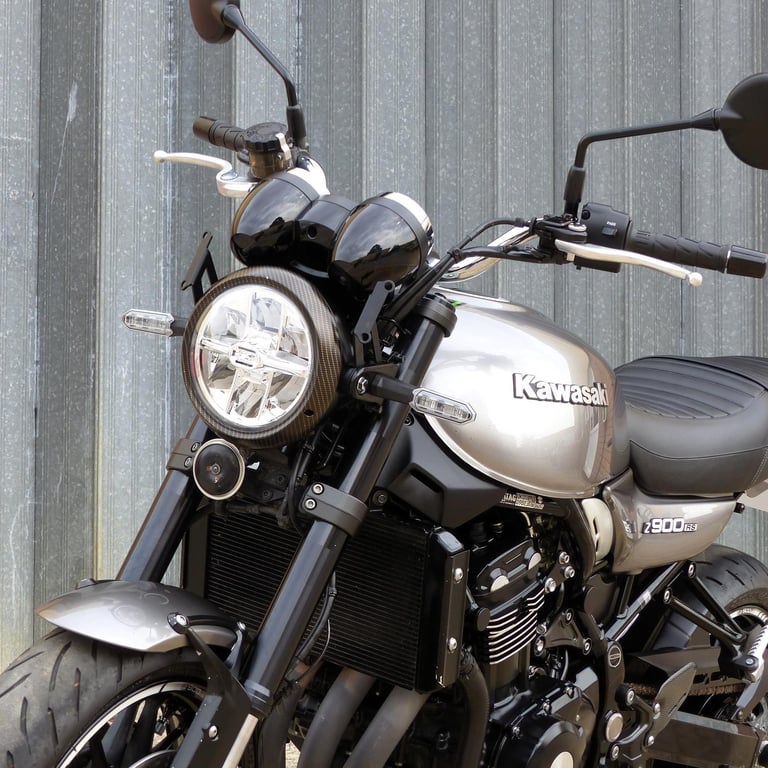 2021 KAWASAKI Z900 RS, A GLORIOUS EXAMPLE OF SUPERB MOTORCYCLE.
