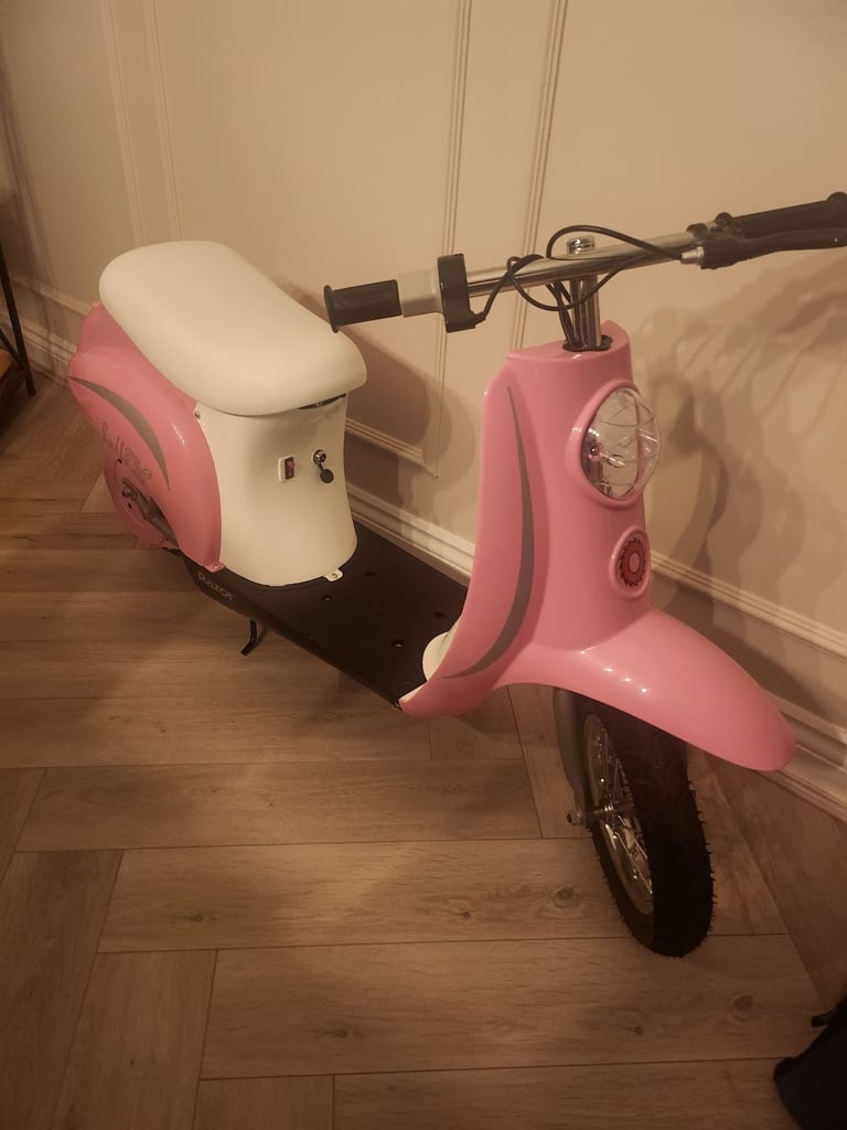 ELECTRIC VESPAR RAZOR BIKE