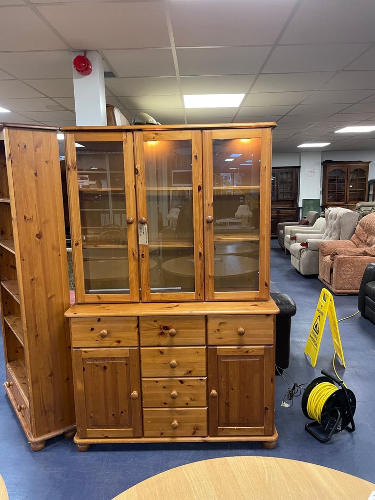 image for Pine Welsh Dresser with Lights TCL Reuse 100082