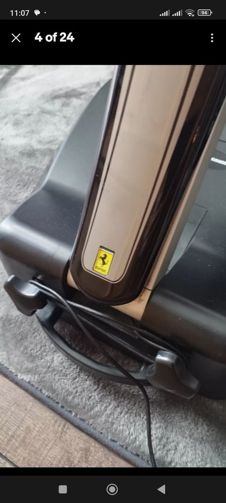 Thrustmaster Ferrari GT Cockpit 458 Italia Xbox 360 Racing Wheel