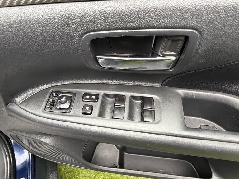 2015 Mitsubishi Outlander 2.2 DI-D GX3 SUV 5dr Diesel Auto 4WD Euro 5 (s/s) (150 ps) ESTATE Diese...