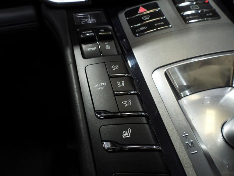 2013 63 PORSCHE PANAMERA 3.0D V6 HATCHBACK 5DR DIESEL TIPTRONICS EURO 5 (S/S) (2