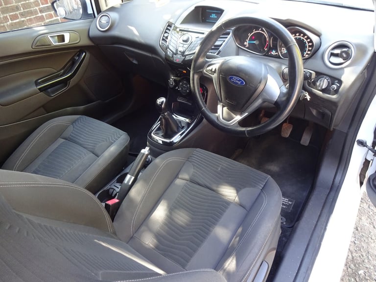 2013 Ford Fiesta 125 82 Zetec 3dr HATCHBACK Petrol Manual