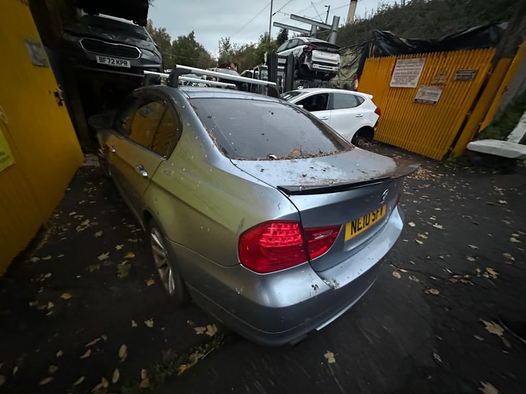 BMW 3 SERIES E90 2010 2.0 PETROL BREAKING 