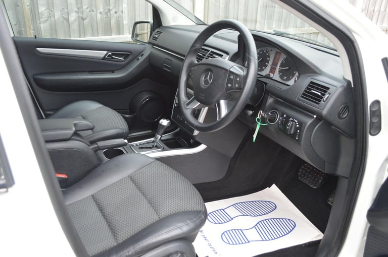 2010 Mercedes-Benz B Class B180 Sport 5dr CVT Auto MPV PETROL Automatic
