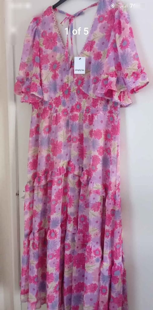 LADIES DRESS size 18