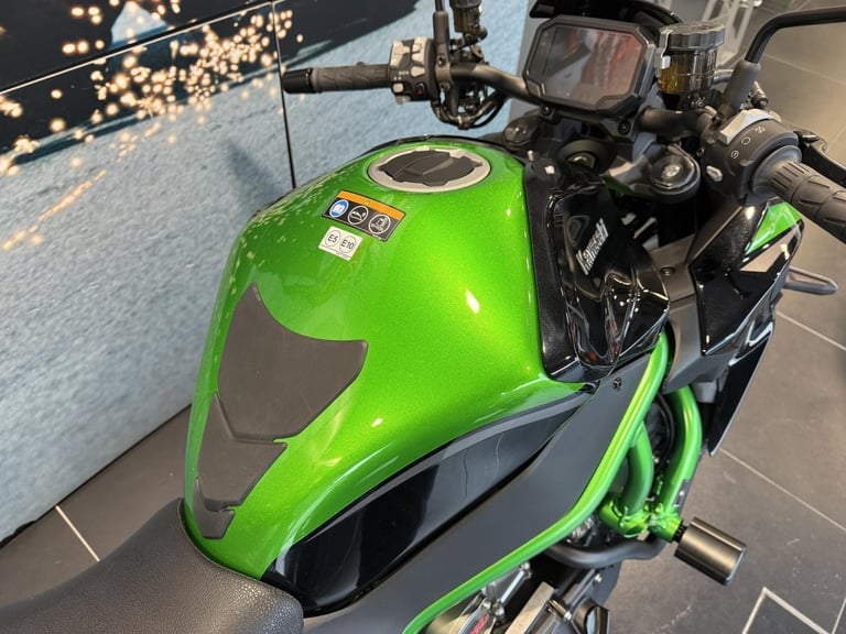 2023 Kawasaki ZR1000 H2