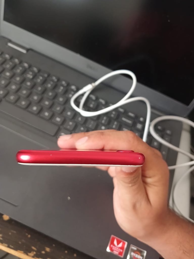 iPhone SE 2020 free delivery 