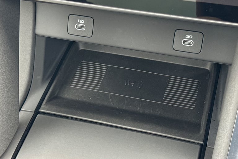 2025 Land Rover Discovery Sport 2.0 D200 Dynamic HSE 5dr SUV DIESEL Automatic