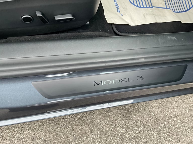 2022 Tesla Model 3 PERFORMANCE AWD Saloon ELECTRIC Automatic