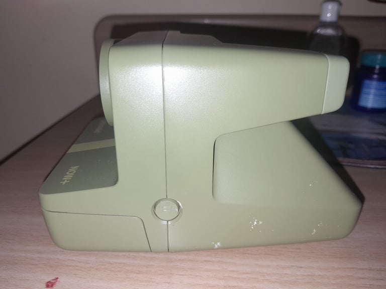 Polaroid Now+ Instant Camera forest green  (all acessories + box + 5 shots of film remaining)