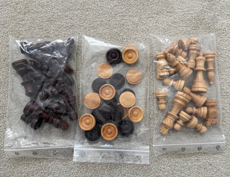 Chess & Draughts set