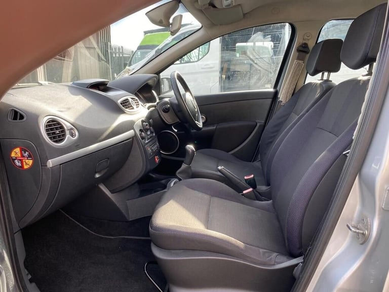 2008 Renault Clio 1.2 TCe 16v Dynamique Hatchback 5dr Petrol Manual (139 g/km, 100 bhp) Hatchback...
