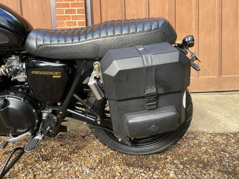 2015 TRIUMPH SCRAMBLER 865