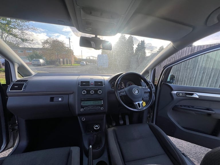 2011 Volkswagen Touran 1.6 TDI 105 SE 5dr MPV Diesel Manual
