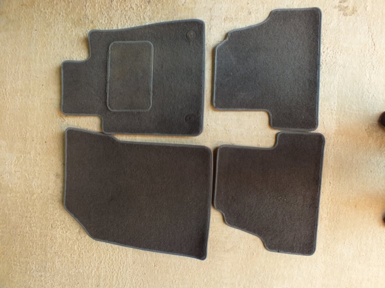 Vauxhall Mokka Car Mats & Boot Liner