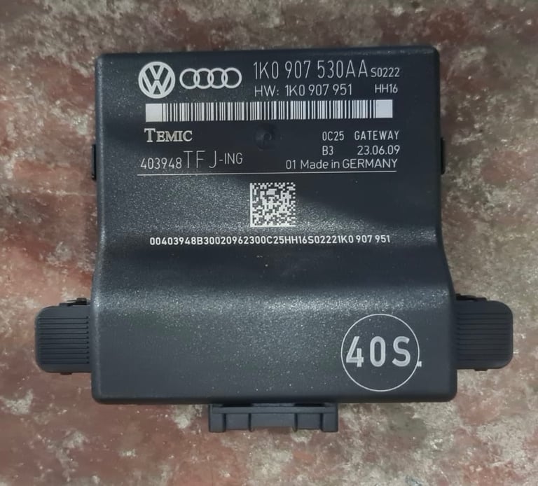 VW AUDI SEAT SKODA GATEWAY CONTROL MODULE  1K0907530AA