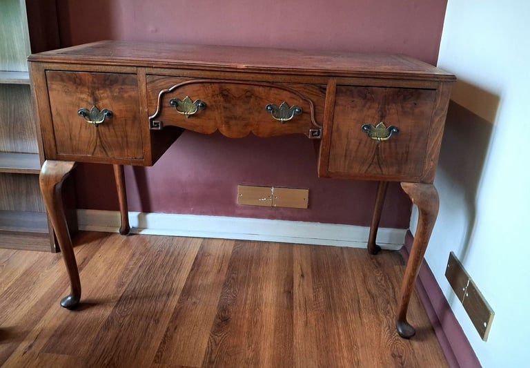 Vintage Desk and Chair - Great Condition