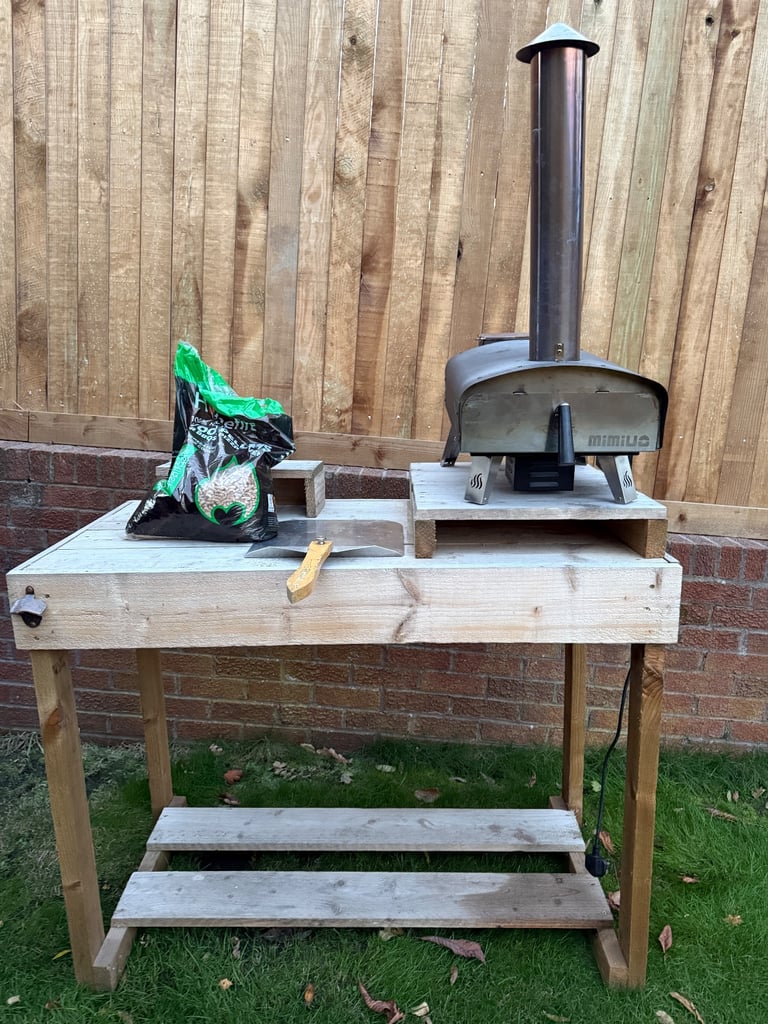 image for Mimiuo pizza oven with table 
