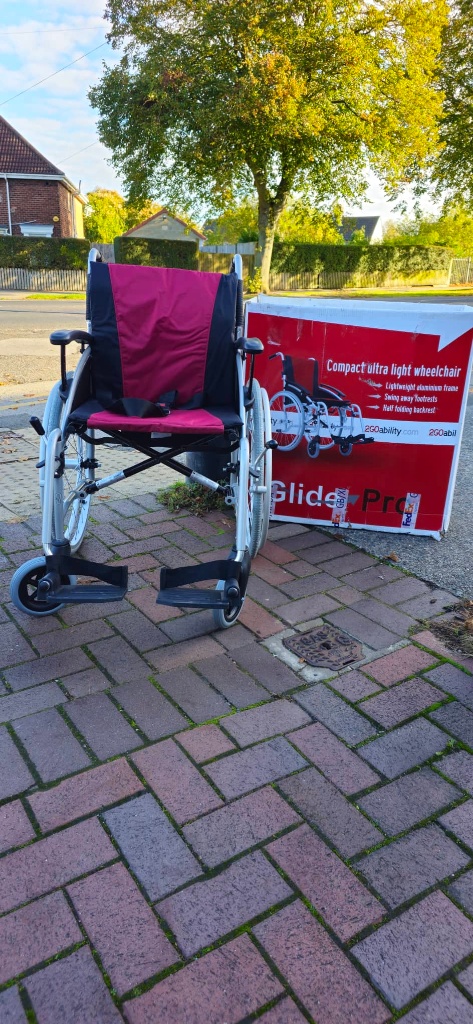Wheel chair self propelled g lite pro 