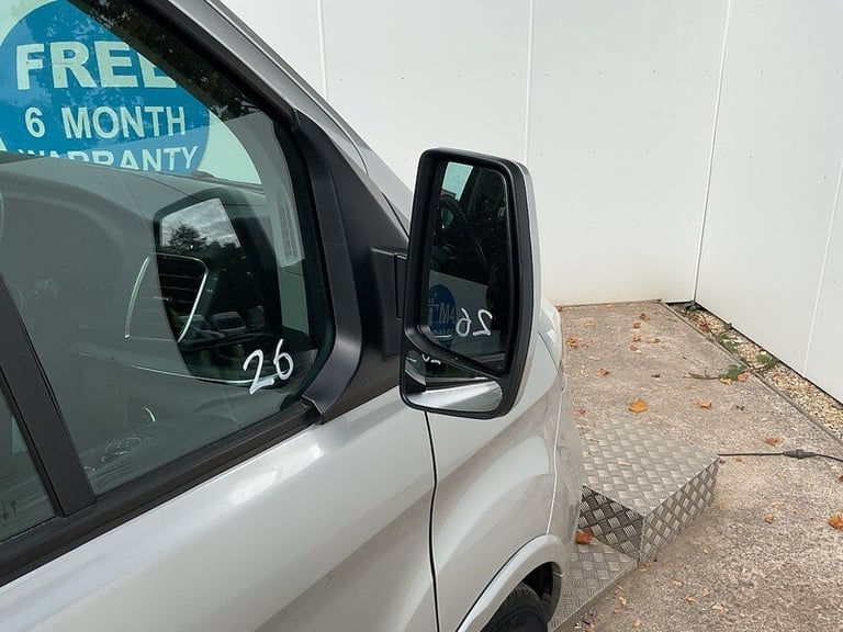 2021 Ford Tourneo Custom 320 EcoBlue Titanium 8 Seat Minibus Diesel Manual