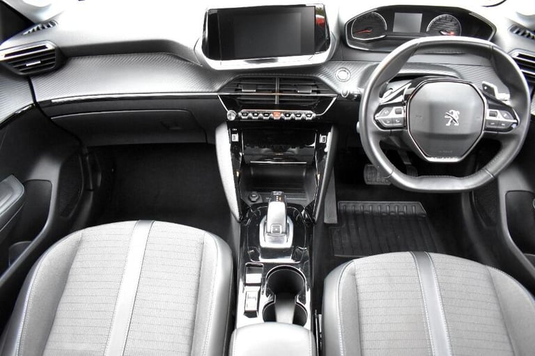 2021 Peugeot 208 1.2 PureTech Allure Hatchback 5dr Petrol EAT Euro 6 (s/s) (130 ps) HATCHBACK Pet...