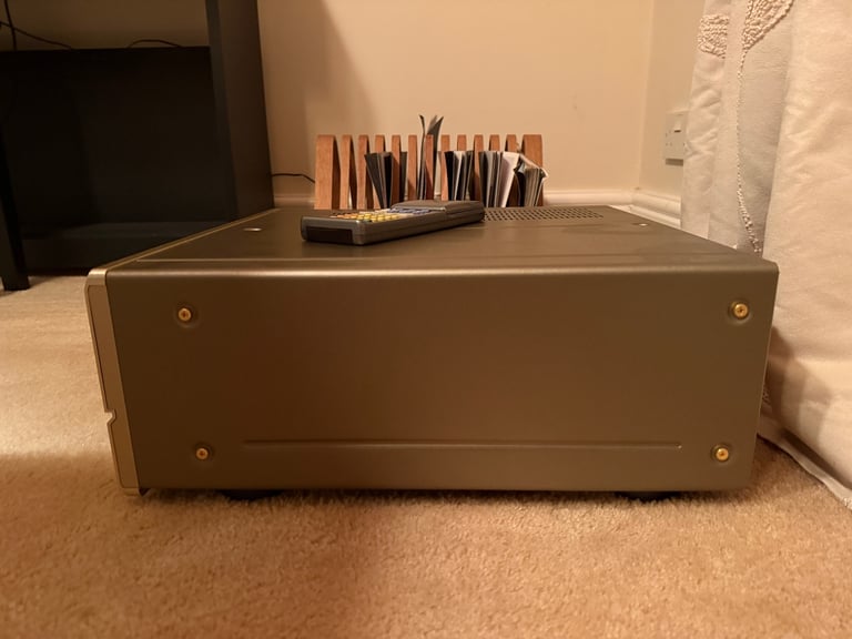 Denon AVC-A1D AV receiver amplifier 
