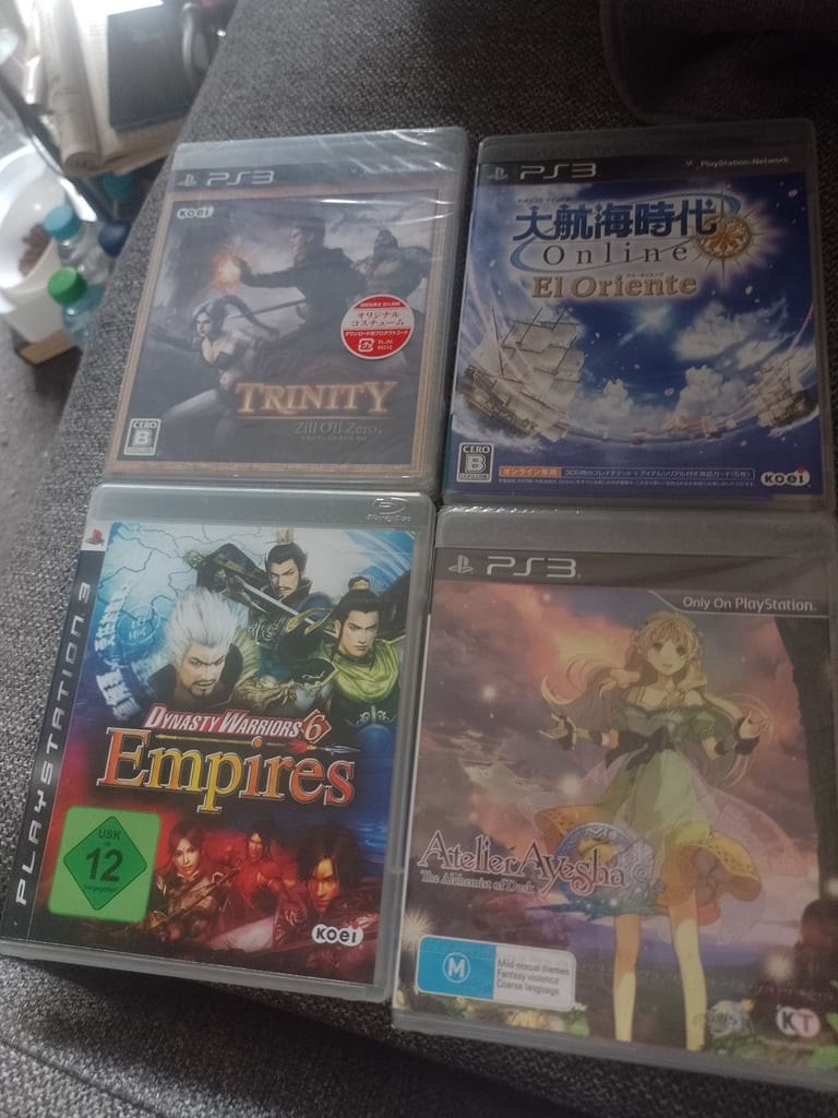 Large new and sealed/new Japanese D's 3ds ps3-4 vita games super Famicom games bundle 