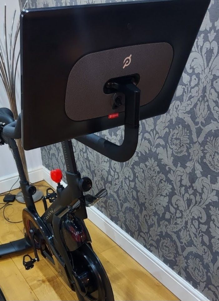 Immaculate Peloton plus bike bike+ and mat