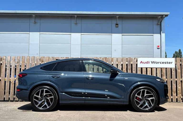 2025 Audi Q6 e-tron 225kW Performance 100kWh Edition 1 5dr Auto ESTATE ELECTRIC Automatic