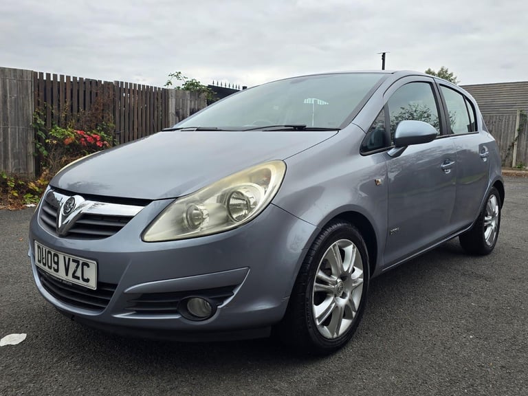 2009 Vauxhall Corsa 1.4i 16V Design 5dr Auto HATCHBACK PETROL Automatic