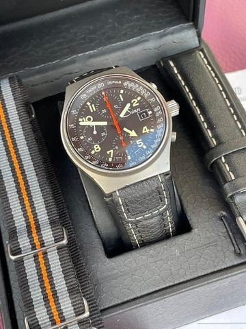 Sinn cheap 144 gmt