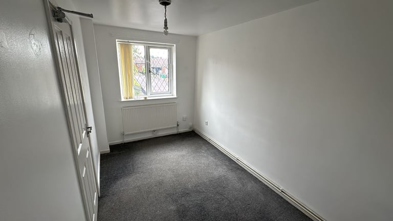 2 bed detached house