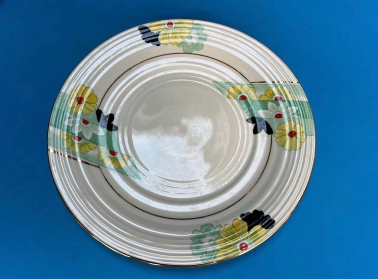 1920s Art Deco Tea Cups - 4 Trios + Milk Jug