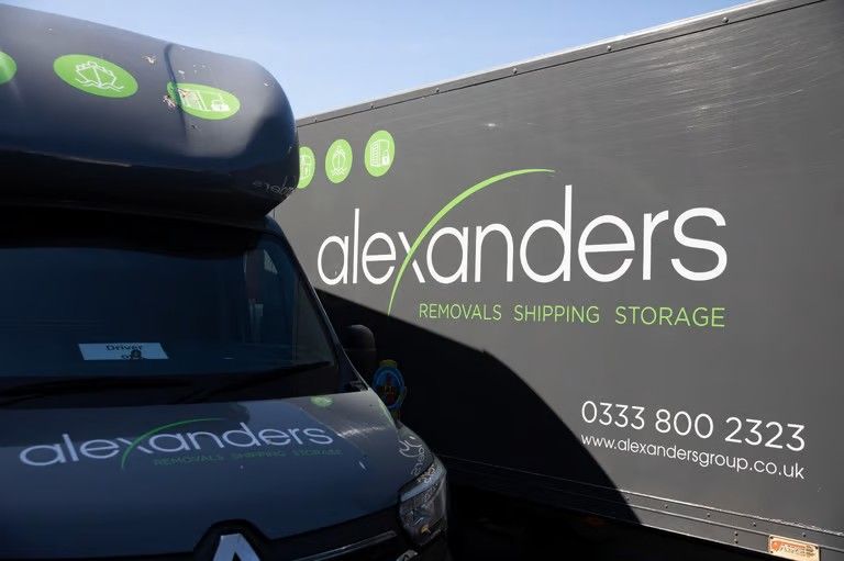 Man And Van Service - Removals & House Moves Fantastic Rates - Highest Reviews
