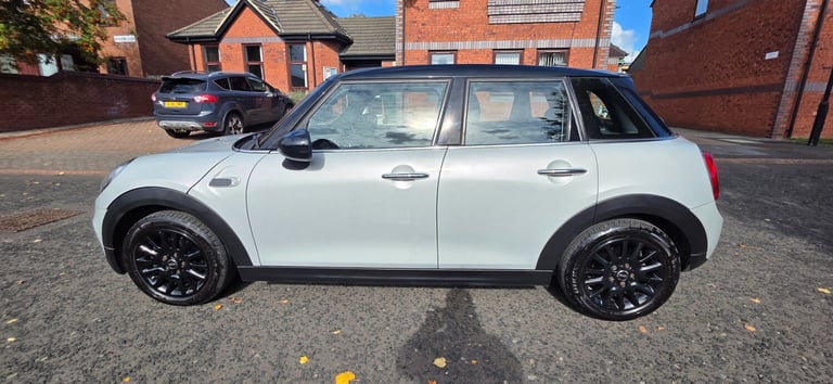 2015 MINI Hatch 1.5 Cooper 5dr HATCHBACK Petrol Manual