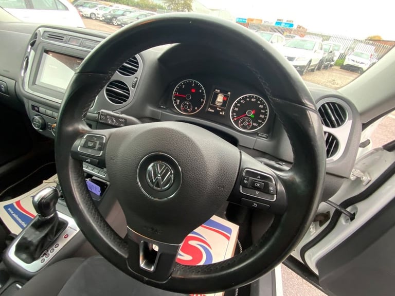 2015 Volkswagen Tiguan 2.0 TDI BlueMotion Tech Match Edition SUV 5dr Diesel DSG 4WD Euro 6 (s/s) ...