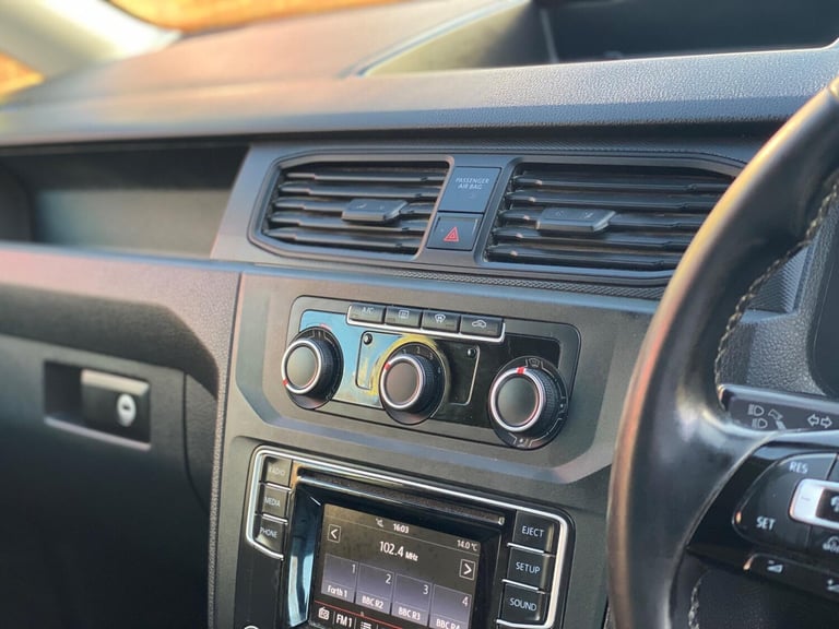 2016 Volkswagen Caddy DOUBLE BED—STOVE—AWNING—CRUISE PANEL VAN Diesel Manual