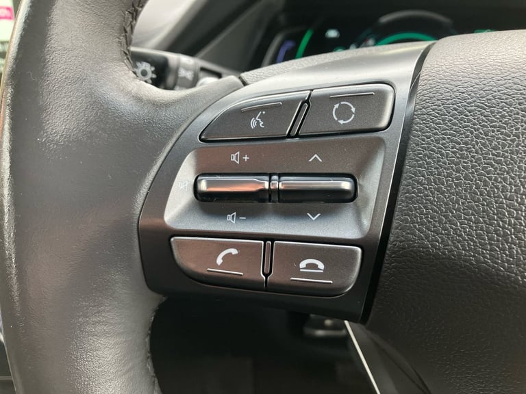 2022 Hyundai IONIQ 1.6 GDi Hybrid Premium 5dr DCT Hatchback PETROL/ELECTRIC Automatic
