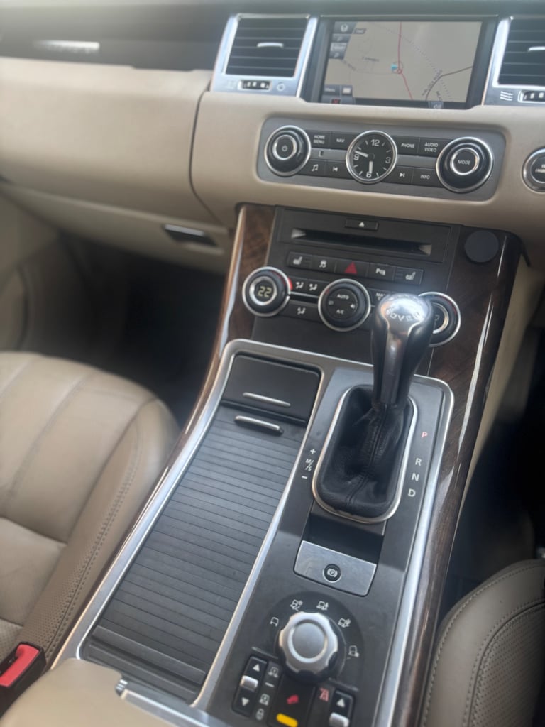 Land Rover, RANGE ROVER SPORT, Estate, 2010, Semi-Auto, 2993 (cc), 5 doors