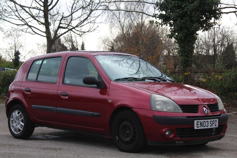 Cheap 2003 Renault Clio 1.4 Clio Expression 16v Auto 5dr Hatchback Petrol Automatic for sale in Peterborough, Cambridgeshire