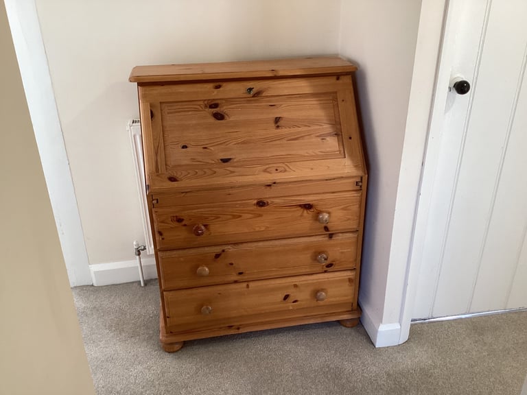 Contemporary Bureau
